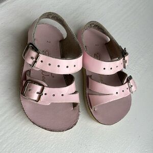 Sea Wees pink baby sandal size 2